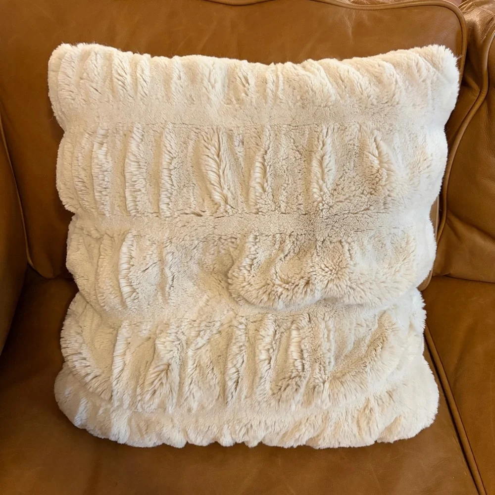 Pottery Barn 18” Square Faux Fur Ruched Ivory Pillow Cover